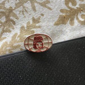 Vintage Sandy's Restaurant Ring - Promotional Ring - Toy Ring - Plastic Toy Ring